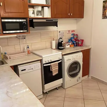 Hello Tourist! #2 - Apartment *